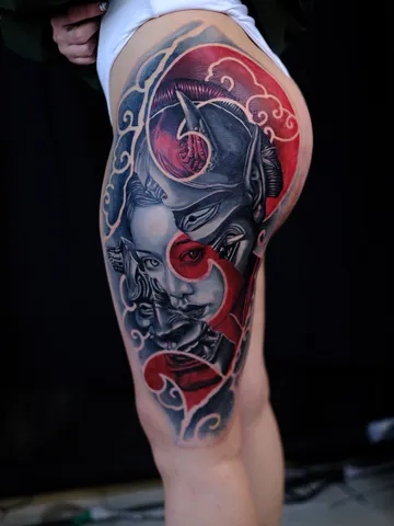 Fotografia real de un tatuaje neo-tradicional en Arkadia